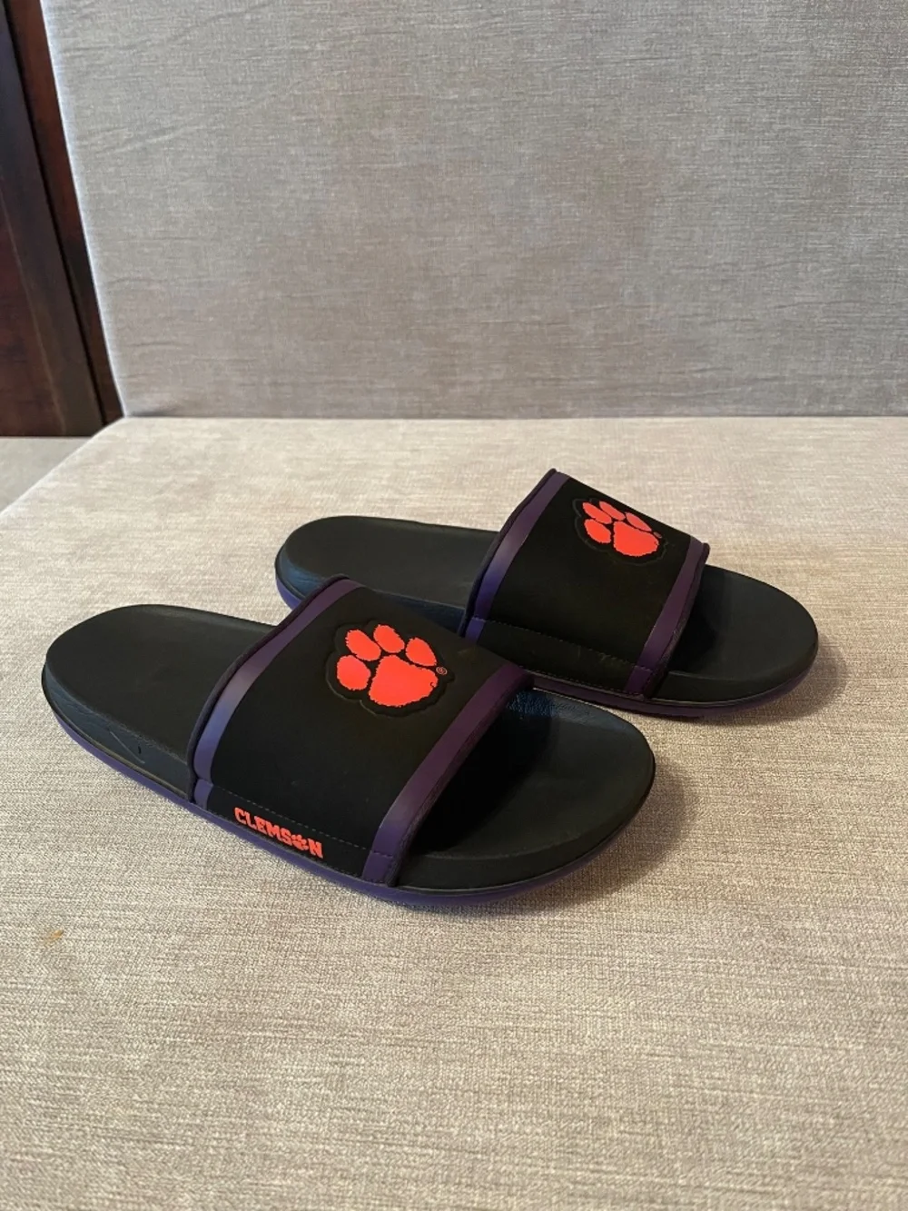 Nike Clemson Tigers Off Court Slides Sandals * Men's 10, Women's 11.5